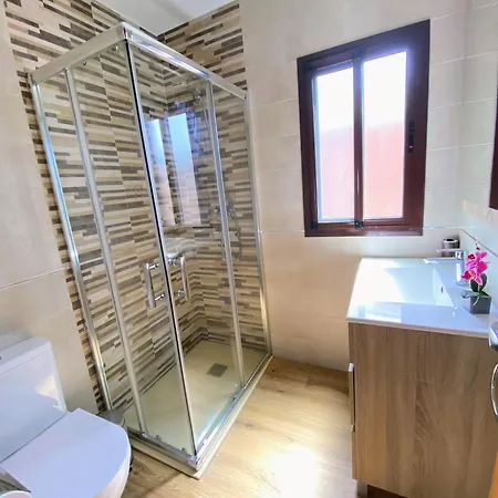 Chalet Con Piscina Privada * Cadiz